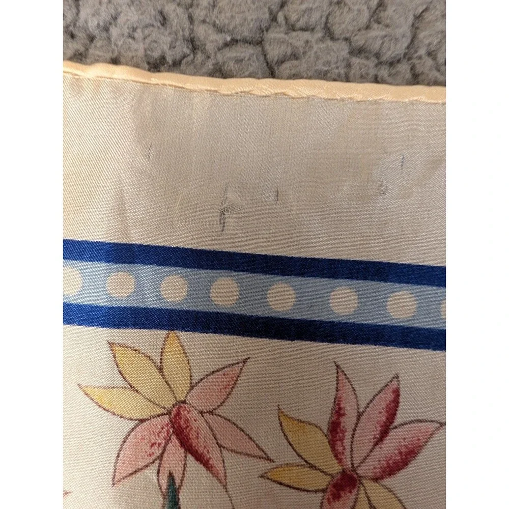 VTG Smithsonian Institution 1985 Large Floral Scarf 34 X 34 Rolled Edges Silk